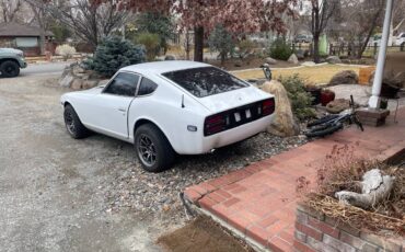 Datsun-280z-1977-white-167857-3