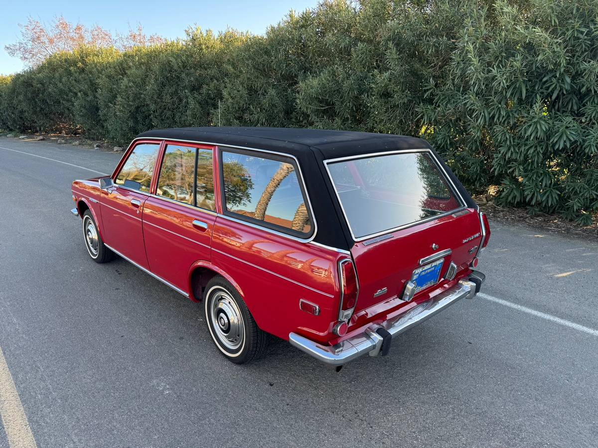 Datsun-510-1970-red-70811-1