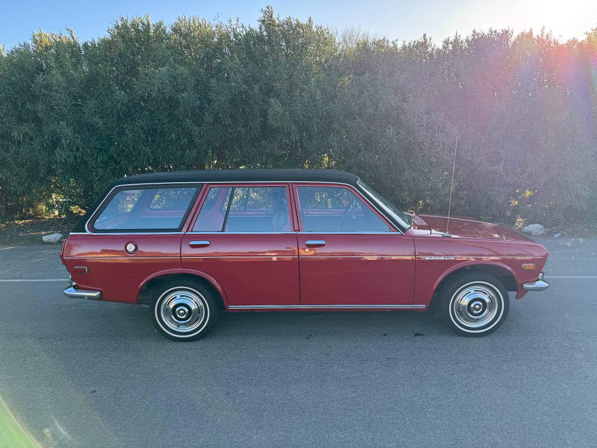 Datsun-510-1970-red-70811-6