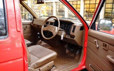 Datsun-D21-hardbody-1991-red-16573-13