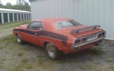 Dodge-Challenger-1972-orange-160932-1