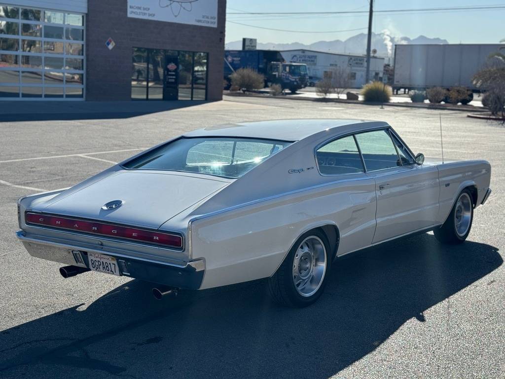 Dodge-Charger-1966-white-151593-10