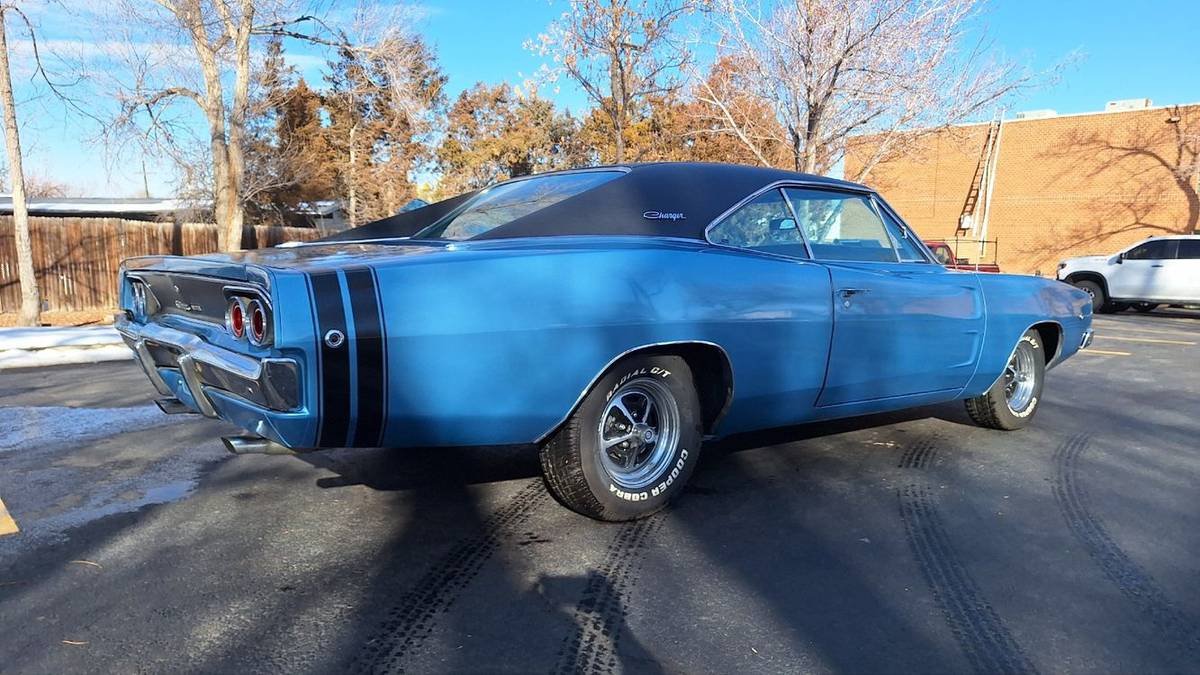 Dodge-Charger-1968-149891-4