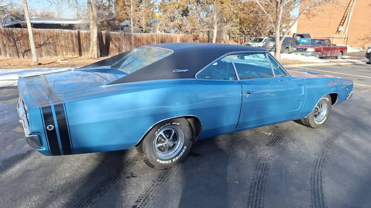 Dodge-Charger-1968-149891-5