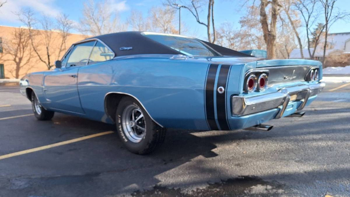 Dodge-Charger-1968-149891-8