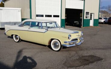 Dodge-Coronet-1956-yellow-52304-3