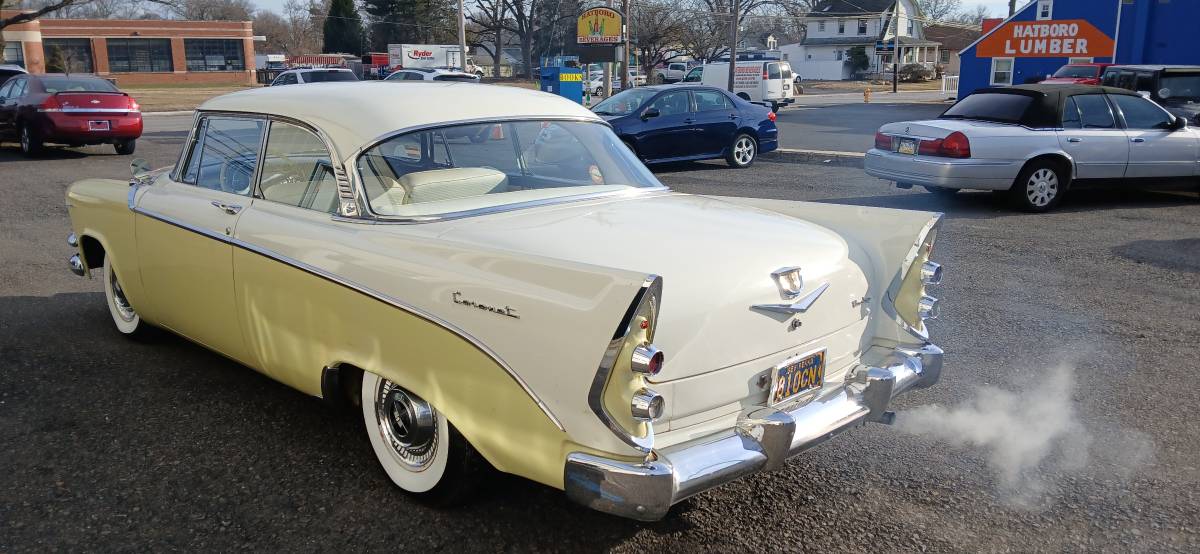 Dodge-Coronet-1956-yellow-52304-4