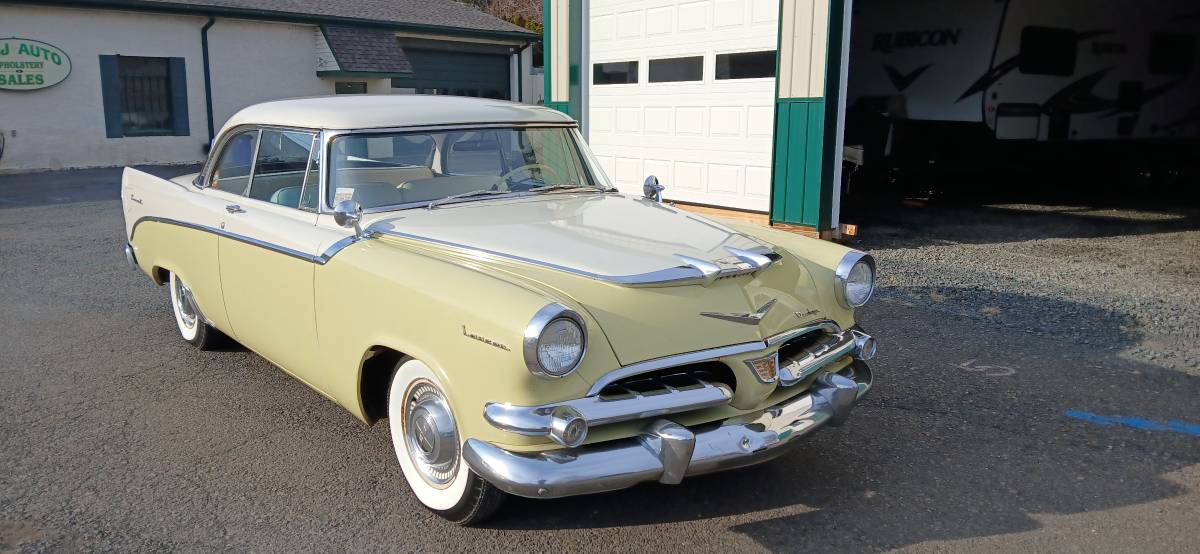 Dodge-Coronet-1956-yellow-52304-8