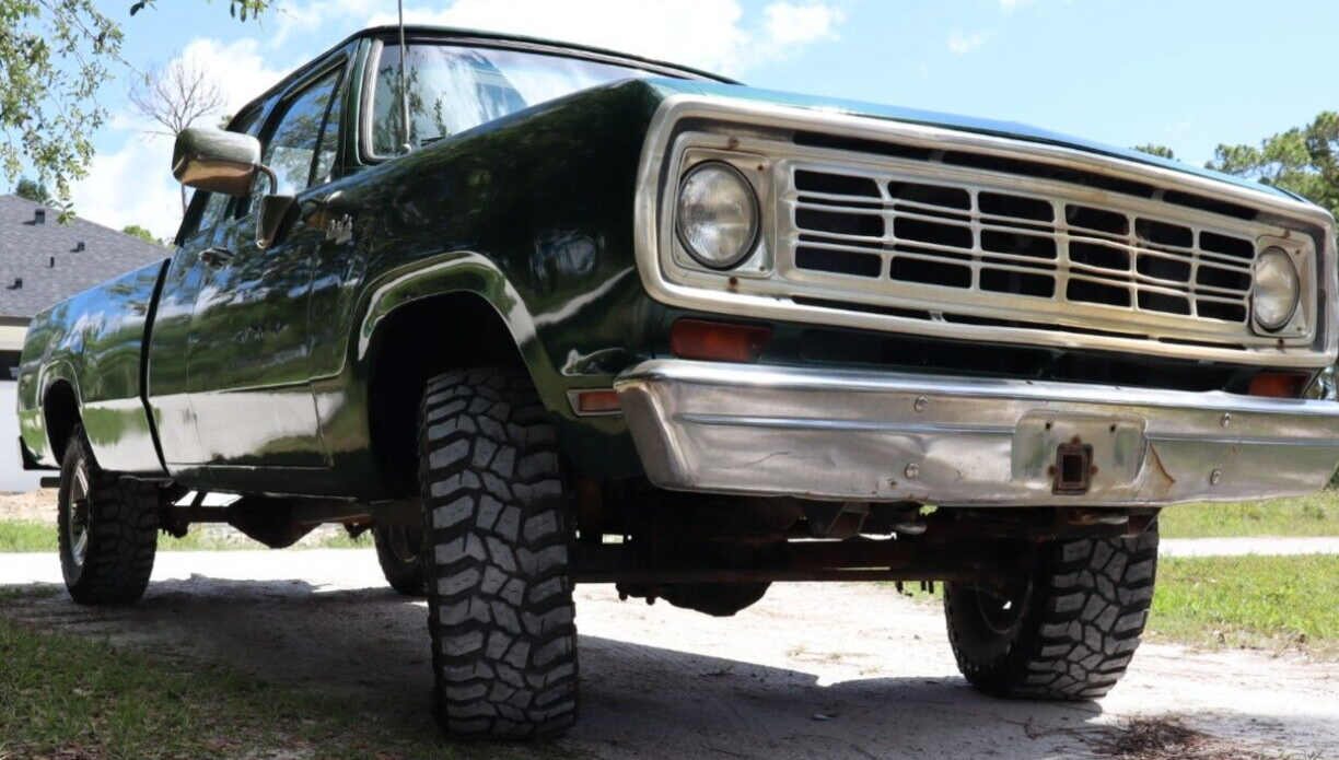 Dodge-Other-Pickups-1974-Green-146473-7