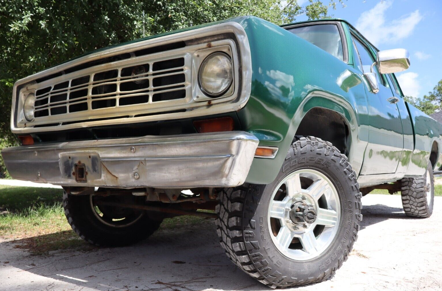 Dodge-Other-Pickups-1974-Green-146473-8