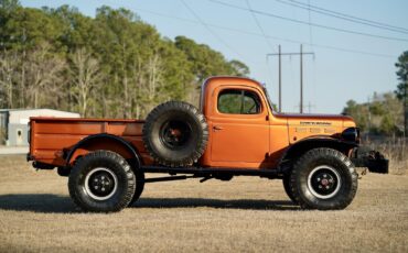 Dodge-Power-Wagon-Pickup-1968-Orange-Tan-167-1