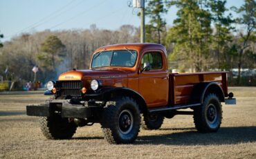 Dodge-Power-Wagon-Pickup-1968-Orange-Tan-167-12