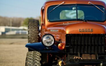 Dodge-Power-Wagon-Pickup-1968-Orange-Tan-167-14