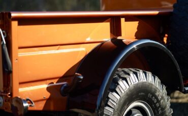 Dodge-Power-Wagon-Pickup-1968-Orange-Tan-167-23