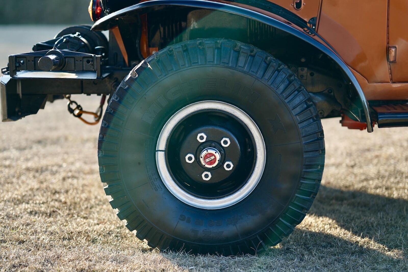 Dodge-Power-Wagon-Pickup-1968-Orange-Tan-167-29