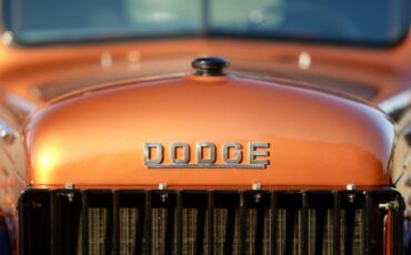 Dodge-Power-Wagon-Pickup-1968-Orange-Tan-167-32