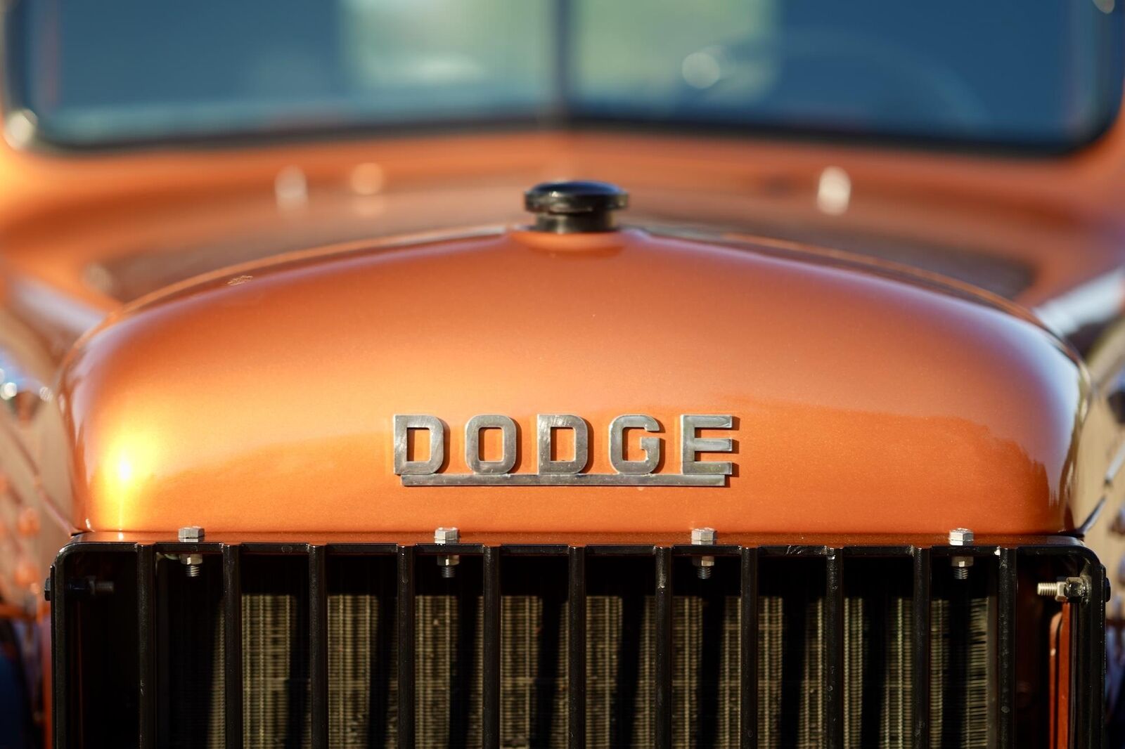 Dodge-Power-Wagon-Pickup-1968-Orange-Tan-167-32