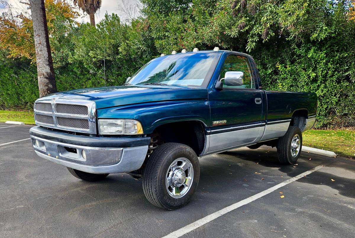 Dodge-Ram-2500-diesel-1995-green-207639-2