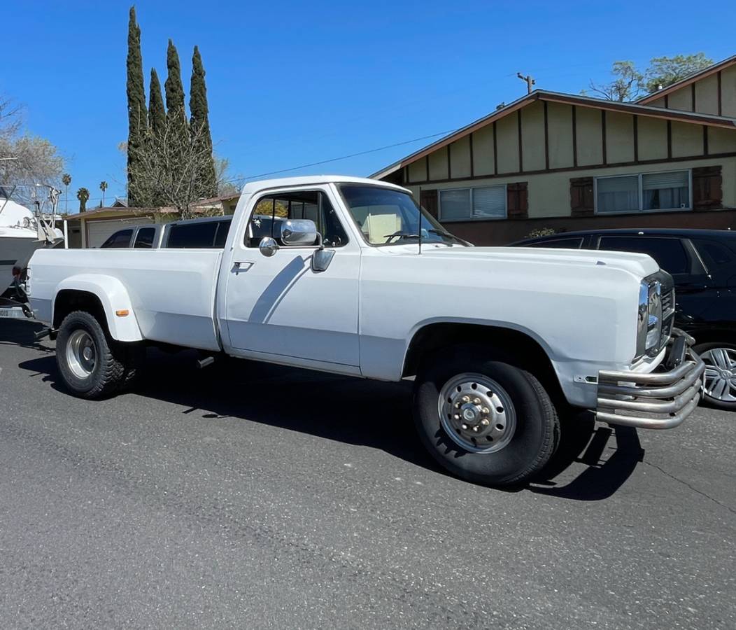 Dodge-Ram-3500-diesel-1991-white-381692-3