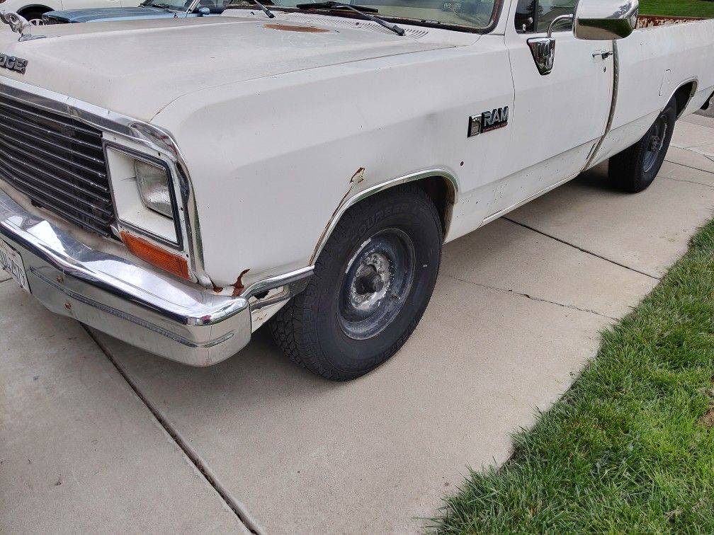 Dodge-Ram-d250-diesel-1989-white-57228-1