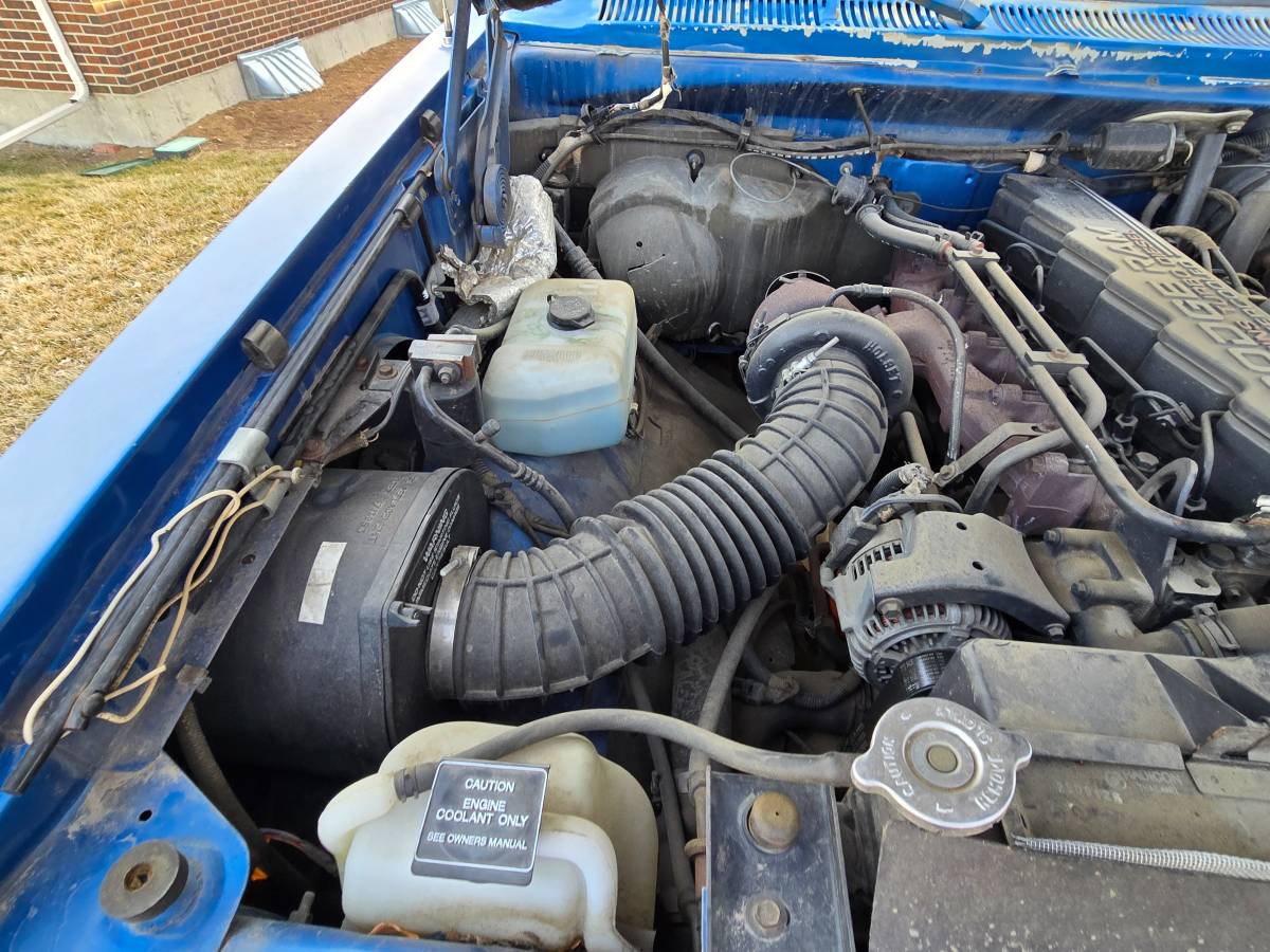 Dodge-Ram-pickup-2500-diesel-1993-blue-83686-7