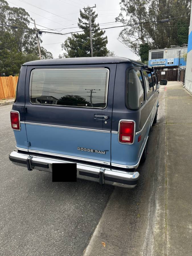 Dodge-Ram-van-1987-blue-196805-4