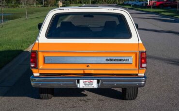 Dodge-Ramcharger-1990-Orange-Gray-159320-4