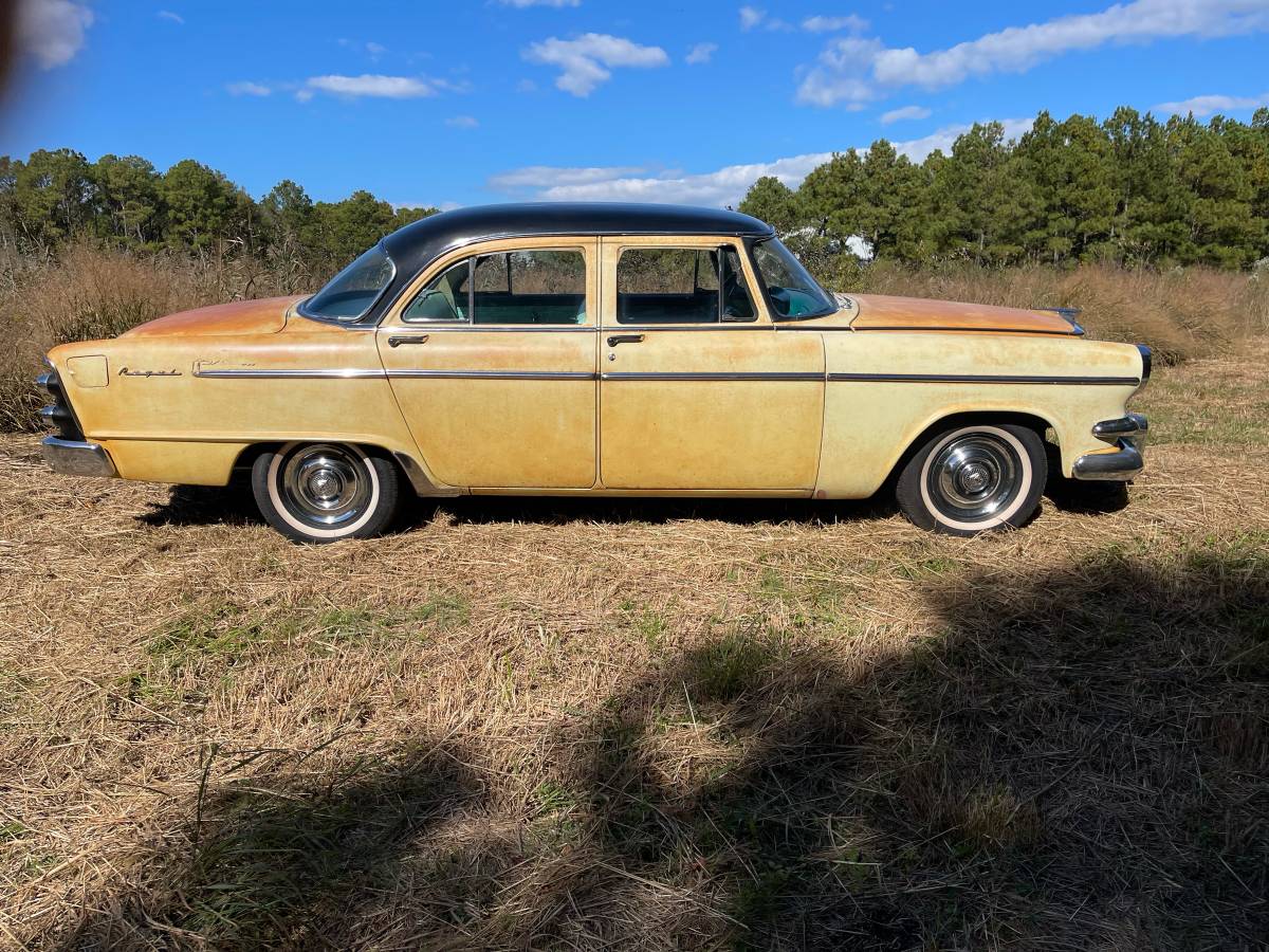 Dodge-Royal-1955-yellow-130357-9