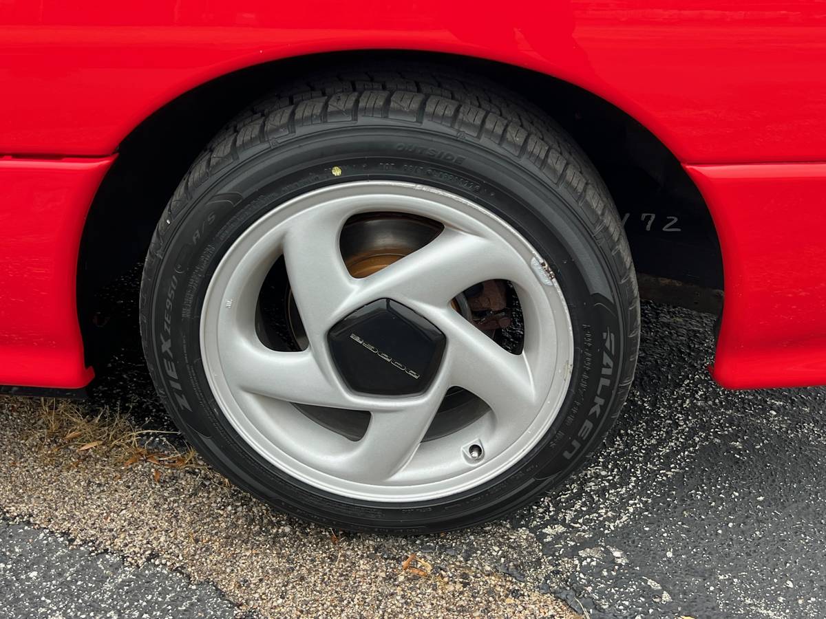 Dodge-Stealth-twin-turbo-1992-red-138899-13