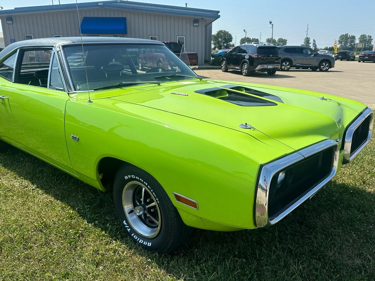 Dodge-Super-Bee-1970-GREE-59517-1