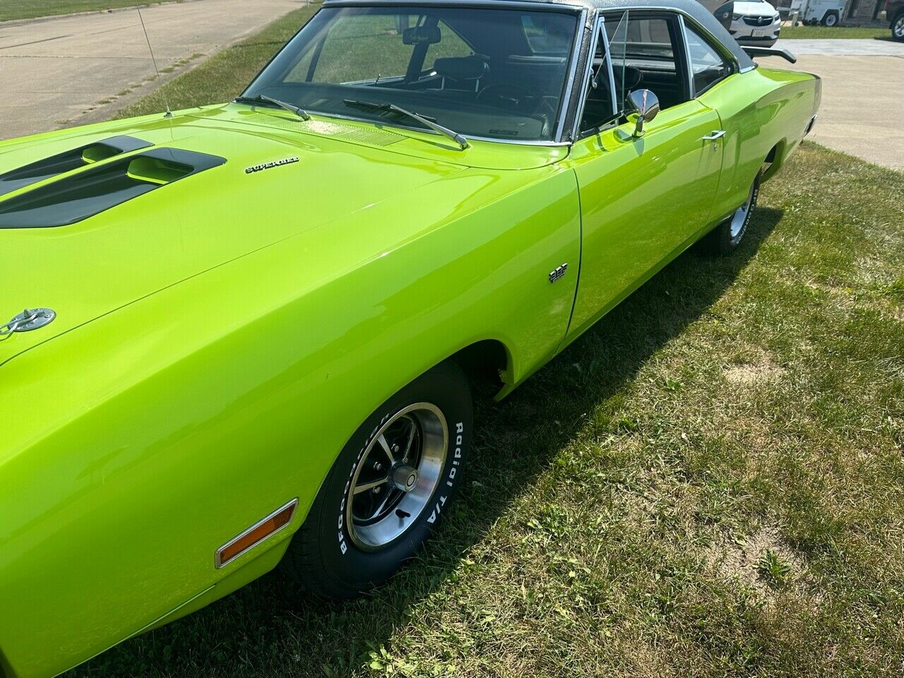 Dodge-Super-Bee-1970-GREE-59517-3