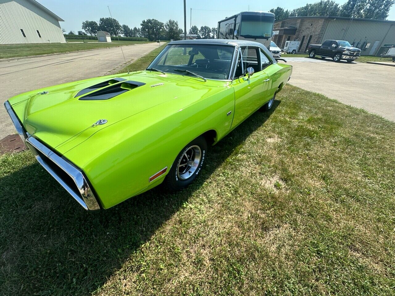 Dodge-Super-Bee-1970-GREE-59517-4