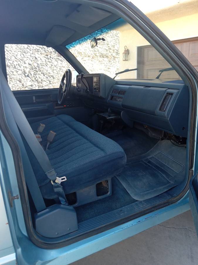 Ford-Bronco-1986-138403-3