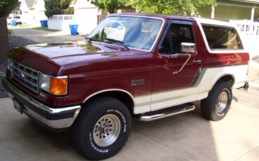 Ford-Bronco-1990-red-156106-1