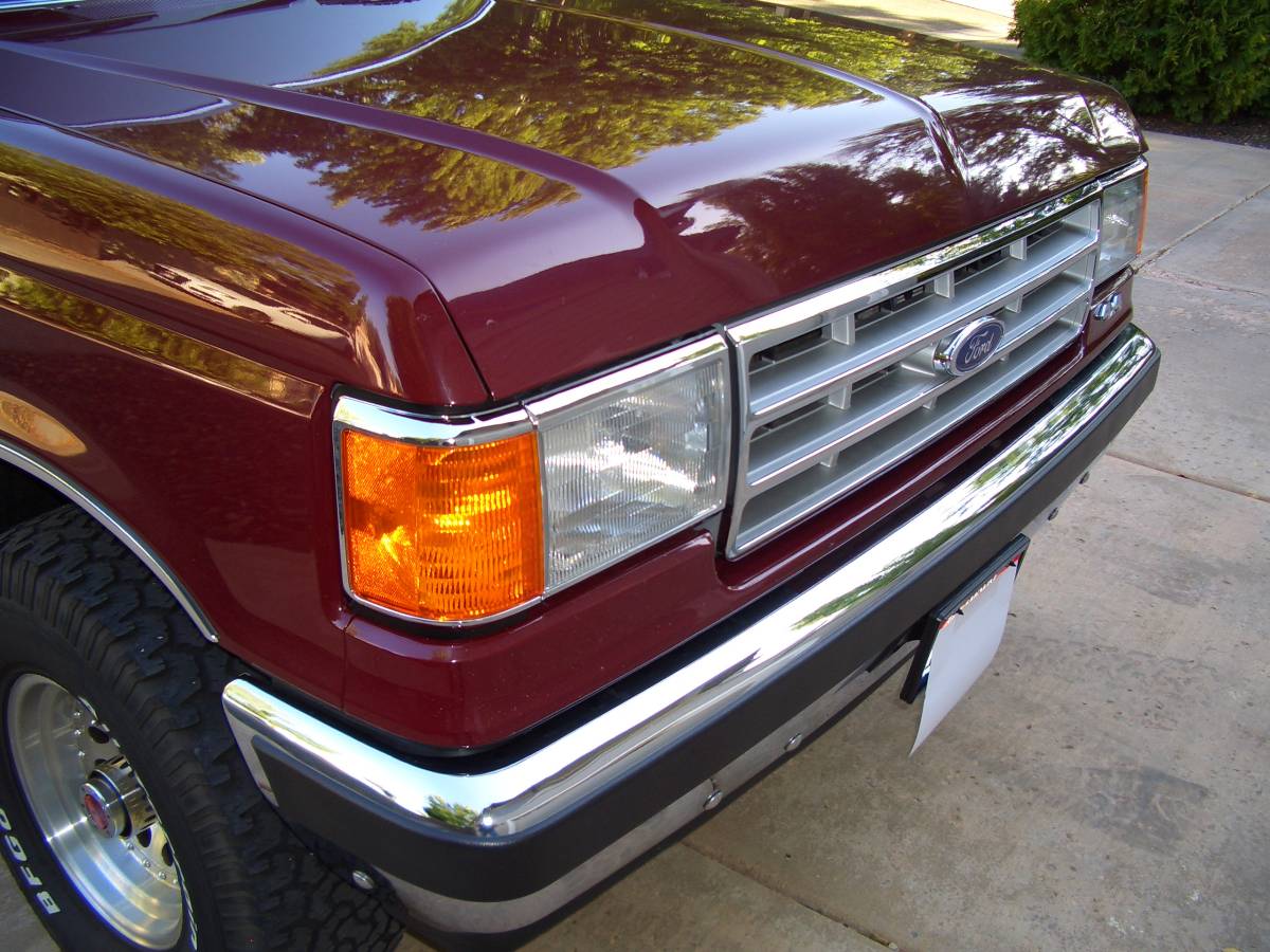 Ford-Bronco-1990-red-156106-4