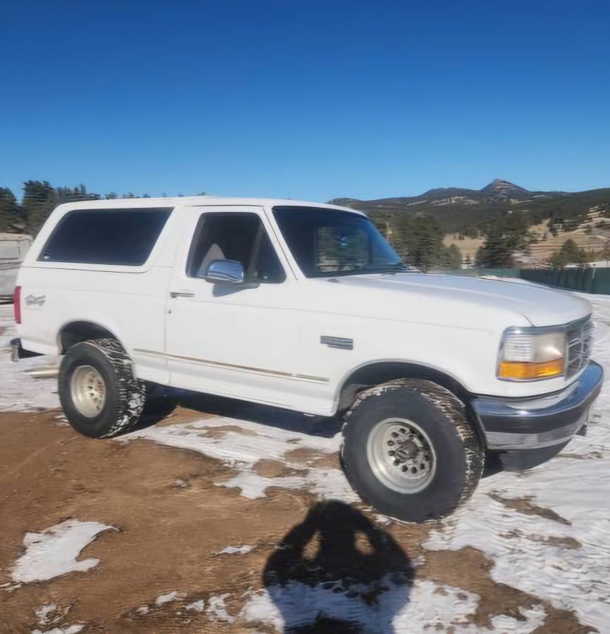 Ford-Bronco-4x4-1995-white-411991-2