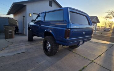 Ford-Bronco-xlt-1988-blue-136794-4