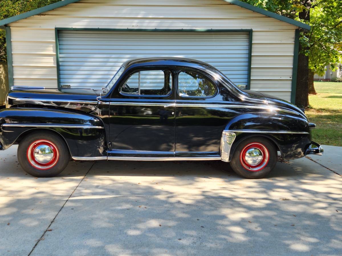 Ford-Business-coupe-1947-black-120701