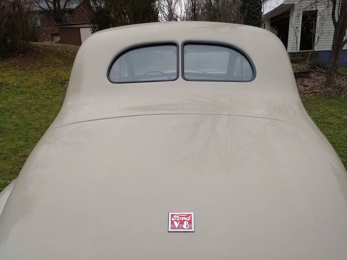 Ford-Coupe-1940-custom-69202-3