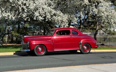 Ford-Coupe-1947-red-8047-1