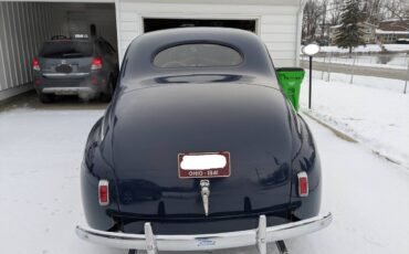 Ford-Deluxe-1941-blue-78053-5