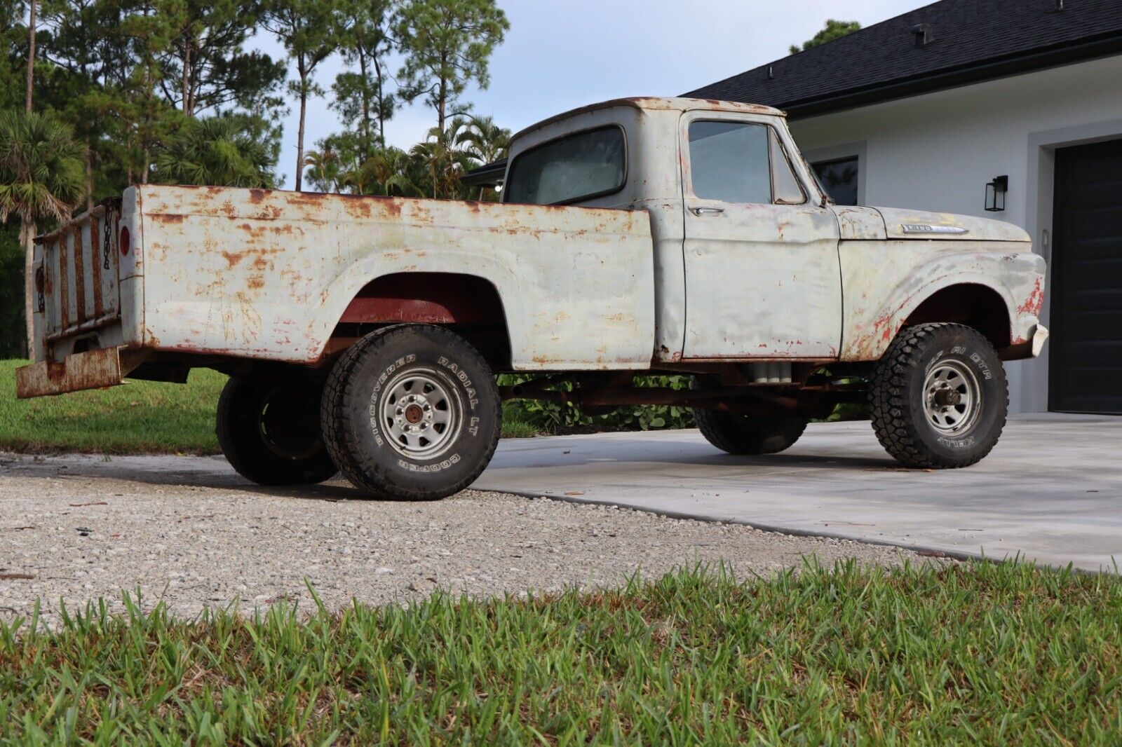 Ford-F-100-1962-Gray-Black-20231-15