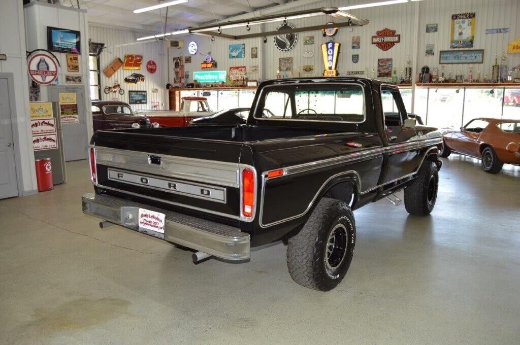 Ford-F-150-1977-Black-Black-52197-4