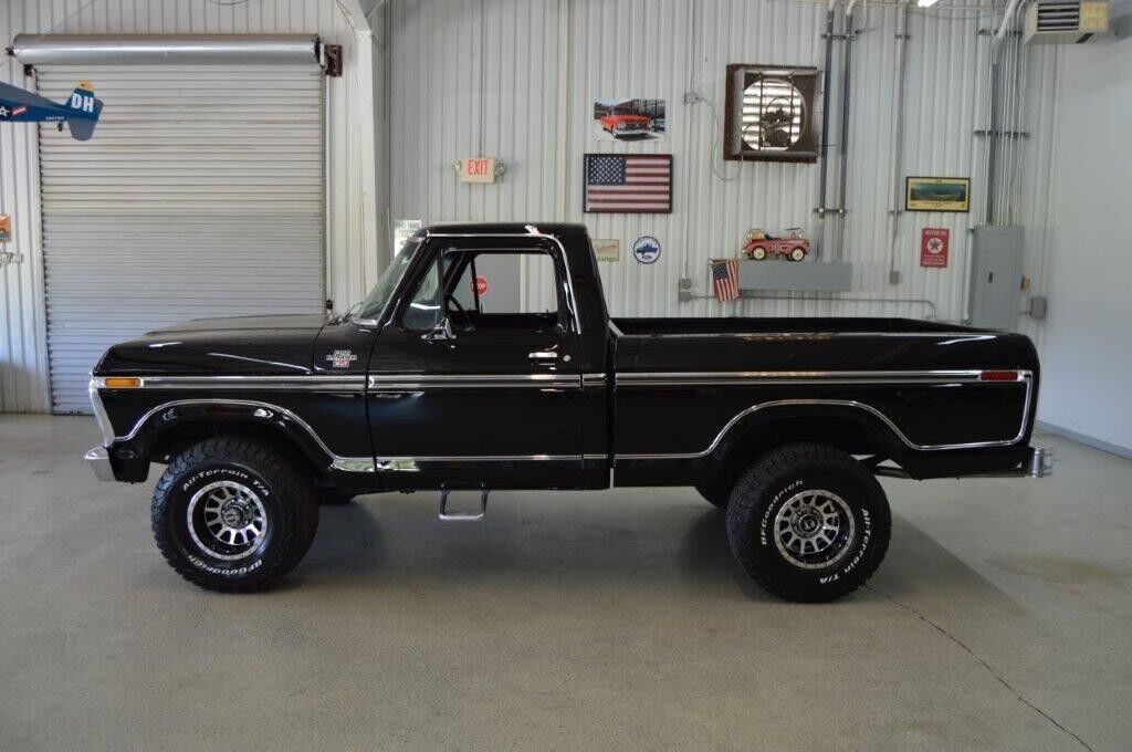 Ford F-150  1977