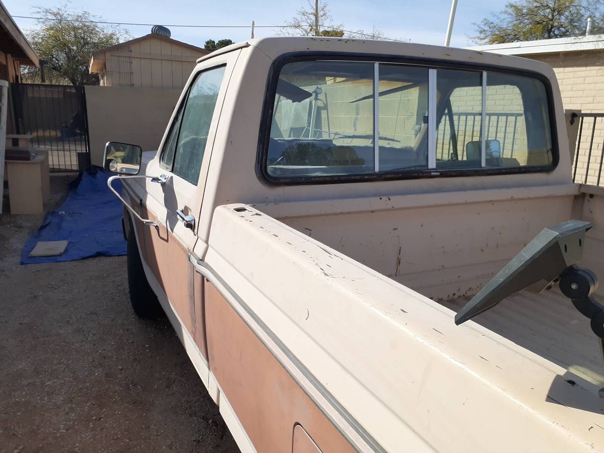 Ford-F-150-1985-brown-86888-7