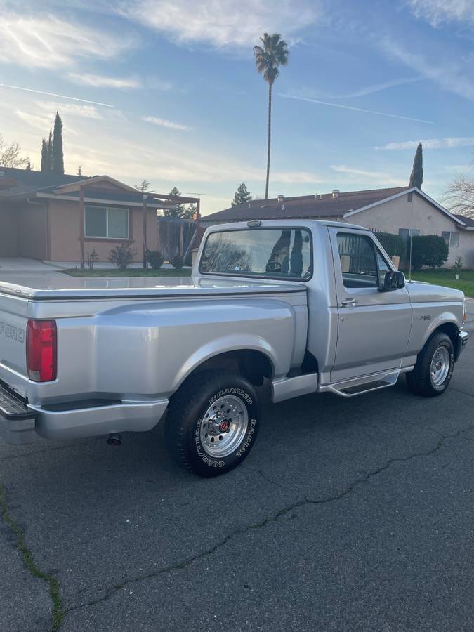 Ford-F-150-1993-231745-9