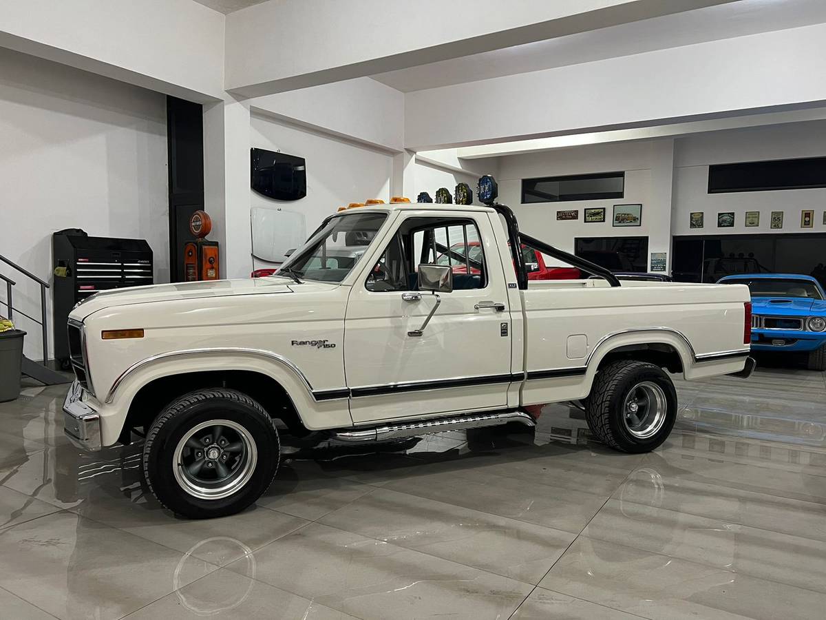 Ford-F-150-pick-up-ranger-1980-white-104607