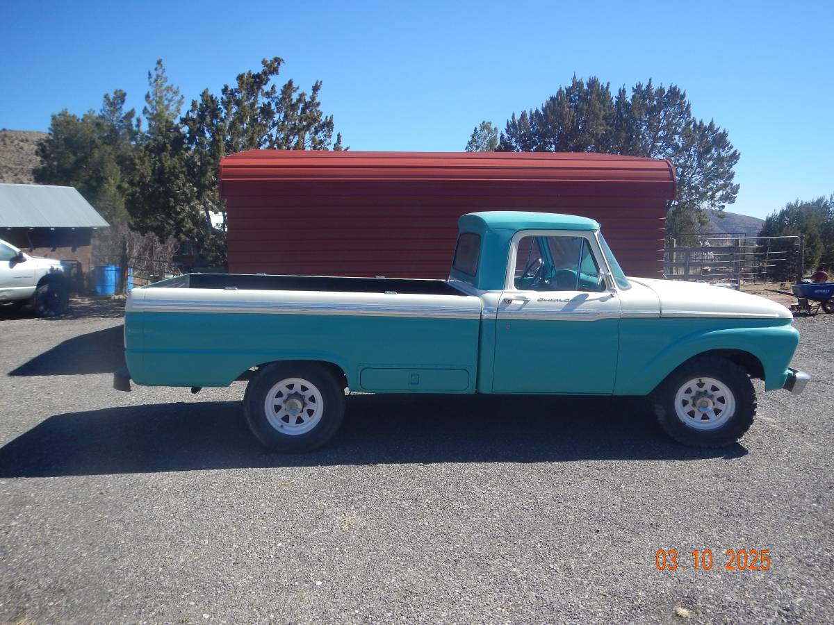 Ford-F-250-1966-custom-71