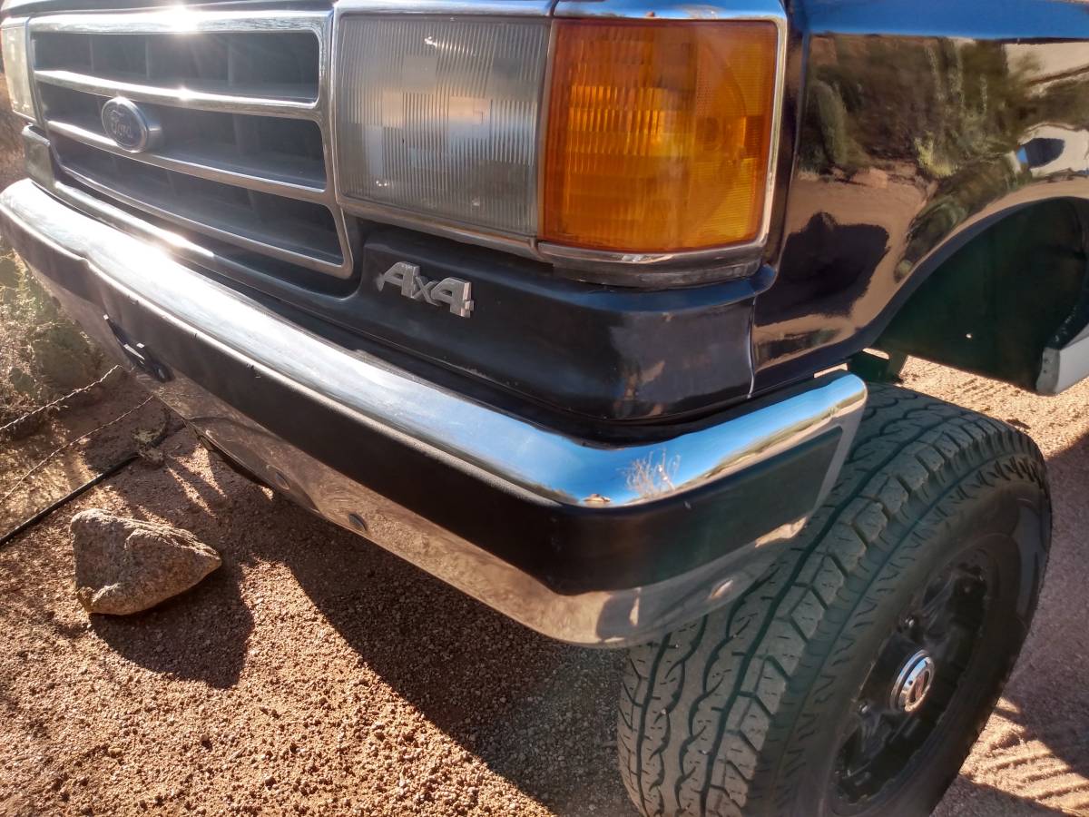 Ford-F-250-xlt-lariat-1990-custom-167774-15