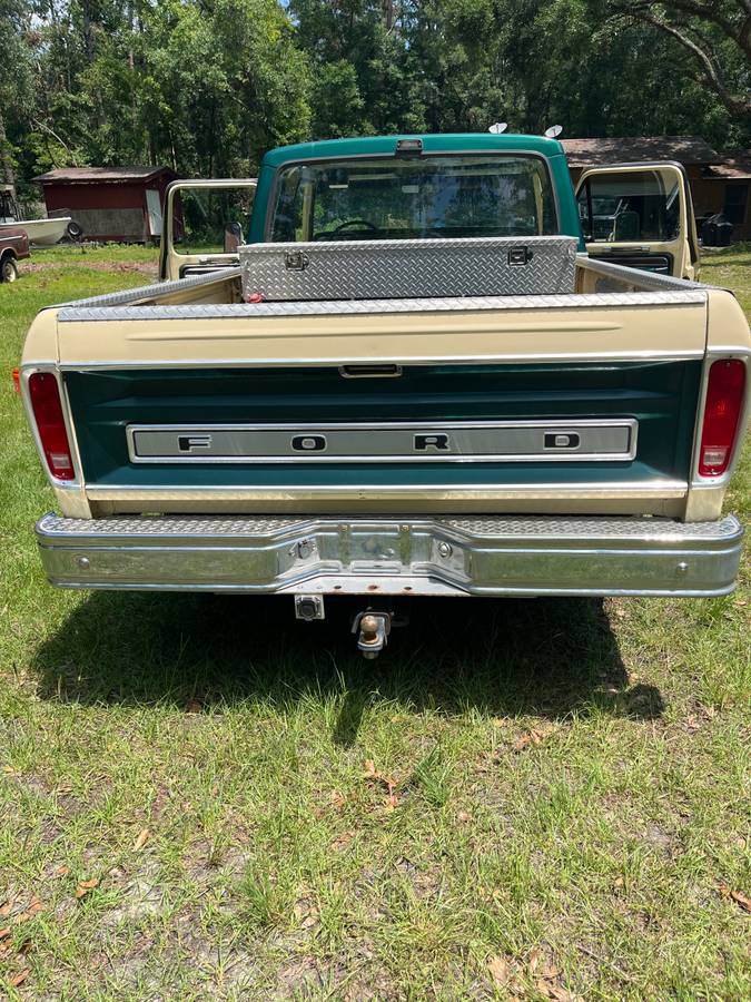 Ford-F-350-1979-yellow-147478-7